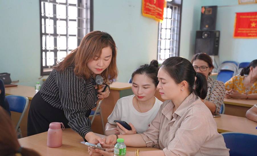 Hỗ trợ trực tiếp từng học viên